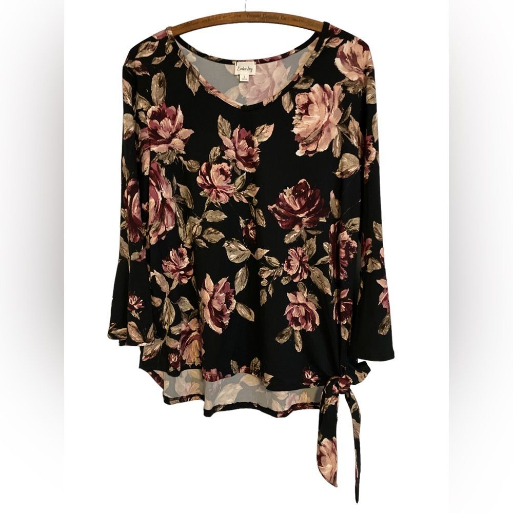 Emberly Side Tie Top Size L